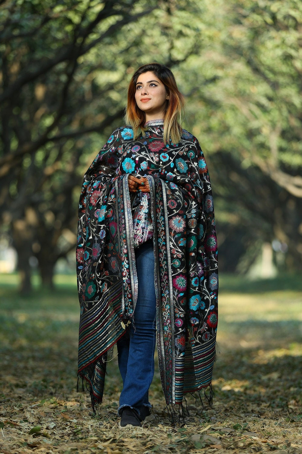 Top Websites for Buying Scarves
