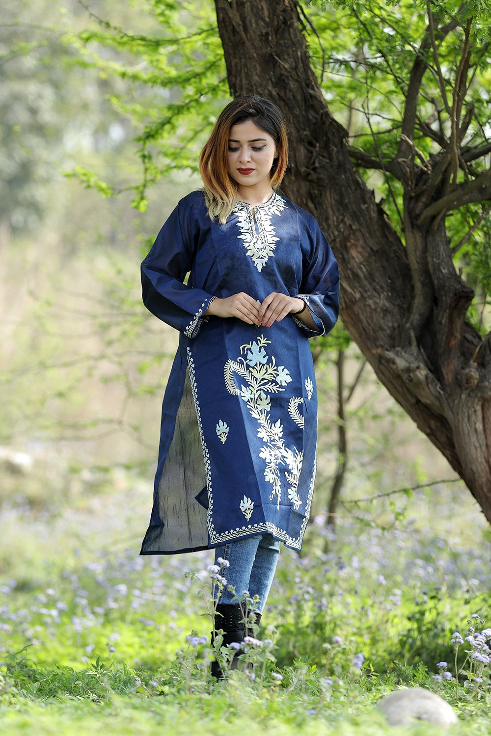 Navy Blue Rayon Floral Embroidered Kurta Set With Dupatta – Rajnandini  Fashion