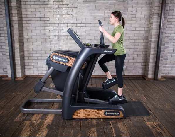 SportsArt V886-16 Verso Cross Trainer