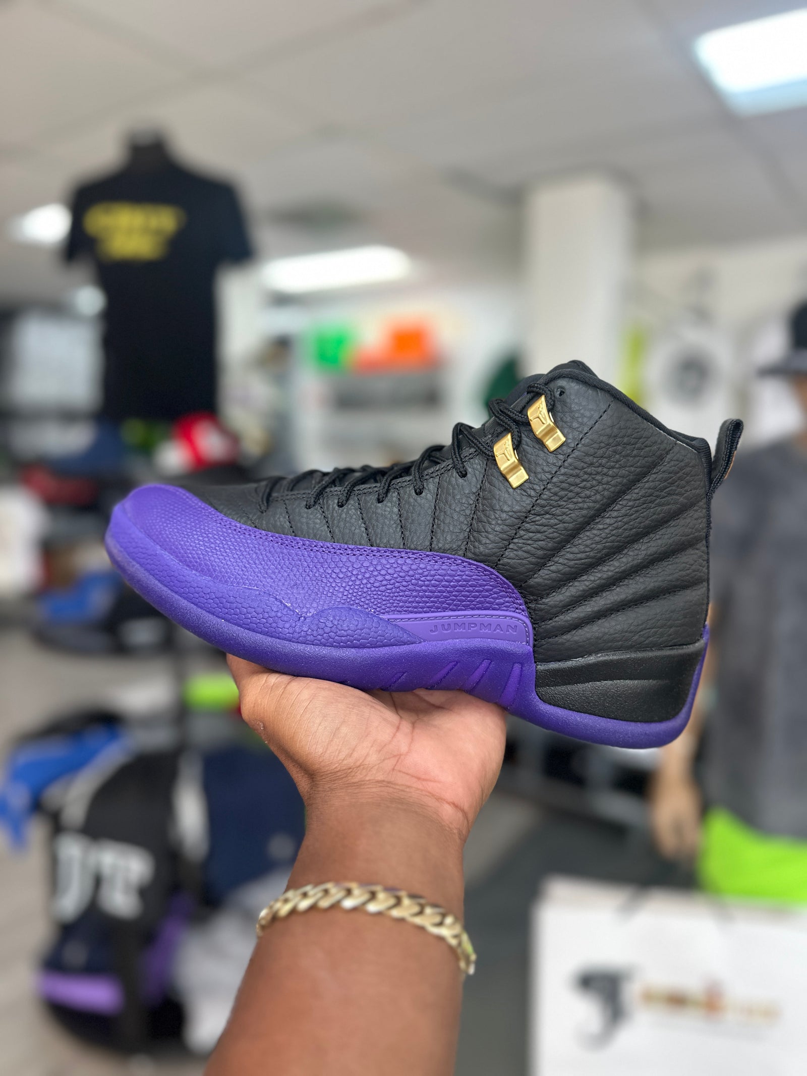 Air Jordan 12 Retro Dark Concord