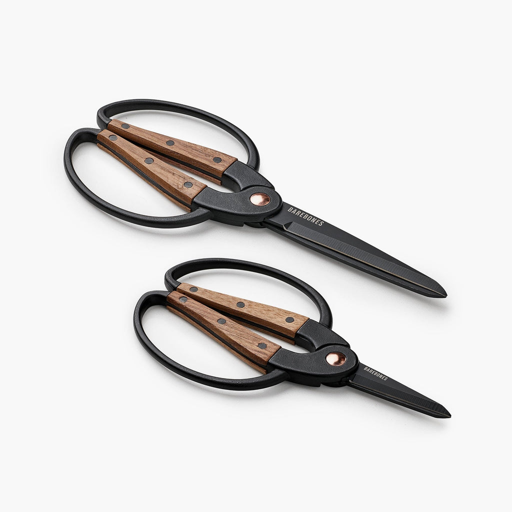 garden-scissors-walnut