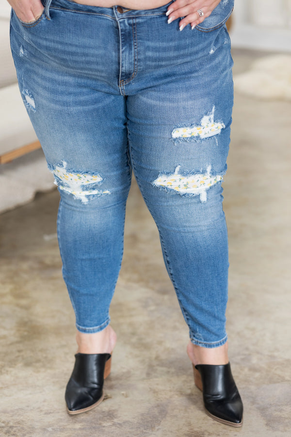 Judy Blue Distressed Lemon Patch Skinny Jeans – Beauty & The Beard