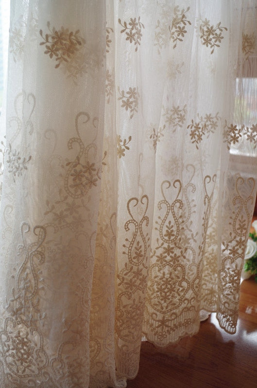 cream lace fabric