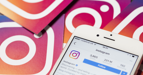 mettre un lien vers compte Instagram 