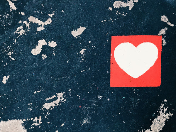 Comment avoir beaucoup de likes Instagram ?, Photographie d'un dessin en forme de cœur