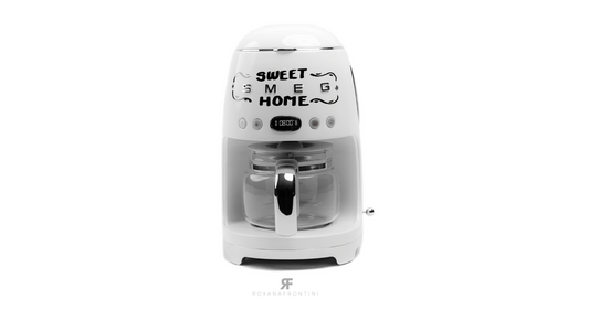 SMEG Silver & White Electric Kettle By ROXANA FRONTINI Series LOVE SWEET  HOME