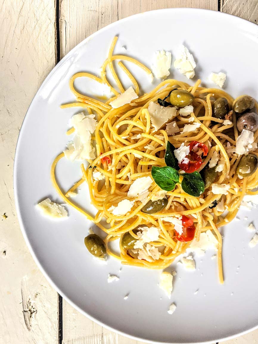 Rezept Spaghetti Con Aglio Olio E Peperoncino L Lorenzos Gusto