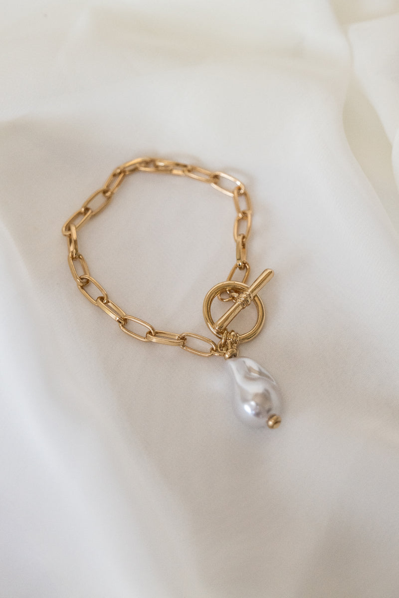 Large Pearl Link Bracelet
