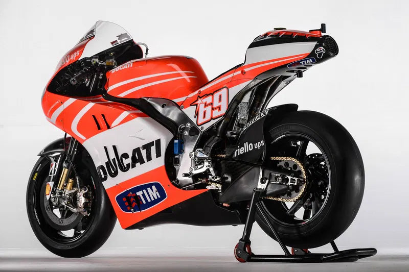 Ducati’s Superbike Dominance: The Rise of the L-Twin