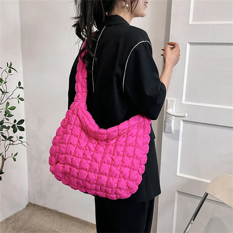 Bolsa Puffer de Ombro Feminina em Cores Vibrantes e Material Premium - Acompanhe as Tendências com Estilo!