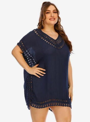 Saída de Praia Plus Size Vestido: Design solto com crochê vazado, perfeito para praia e passeios.