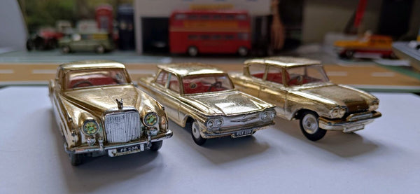 CHEVROLET CORVAIR Vintage Corgi Toys 229 Made in Gt. Britain -  Sweden