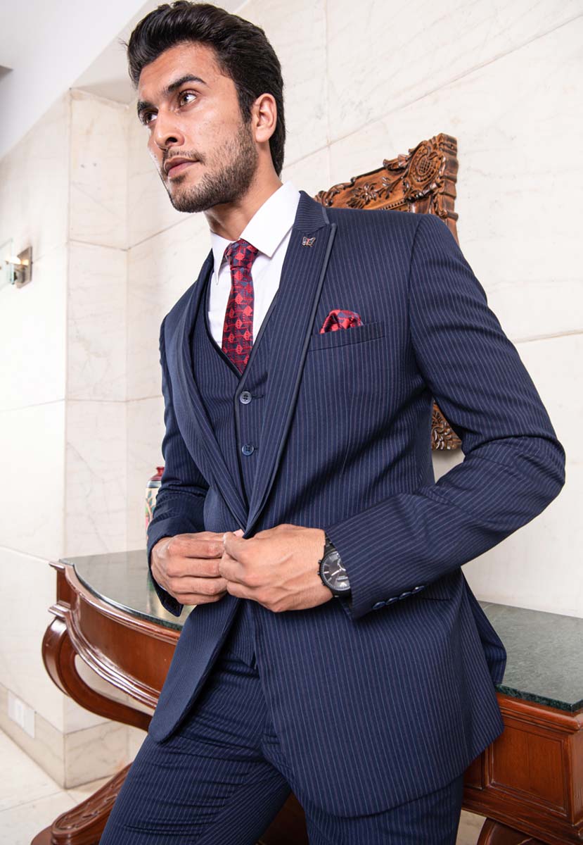Blue stripe suit with vest – Bonsoir