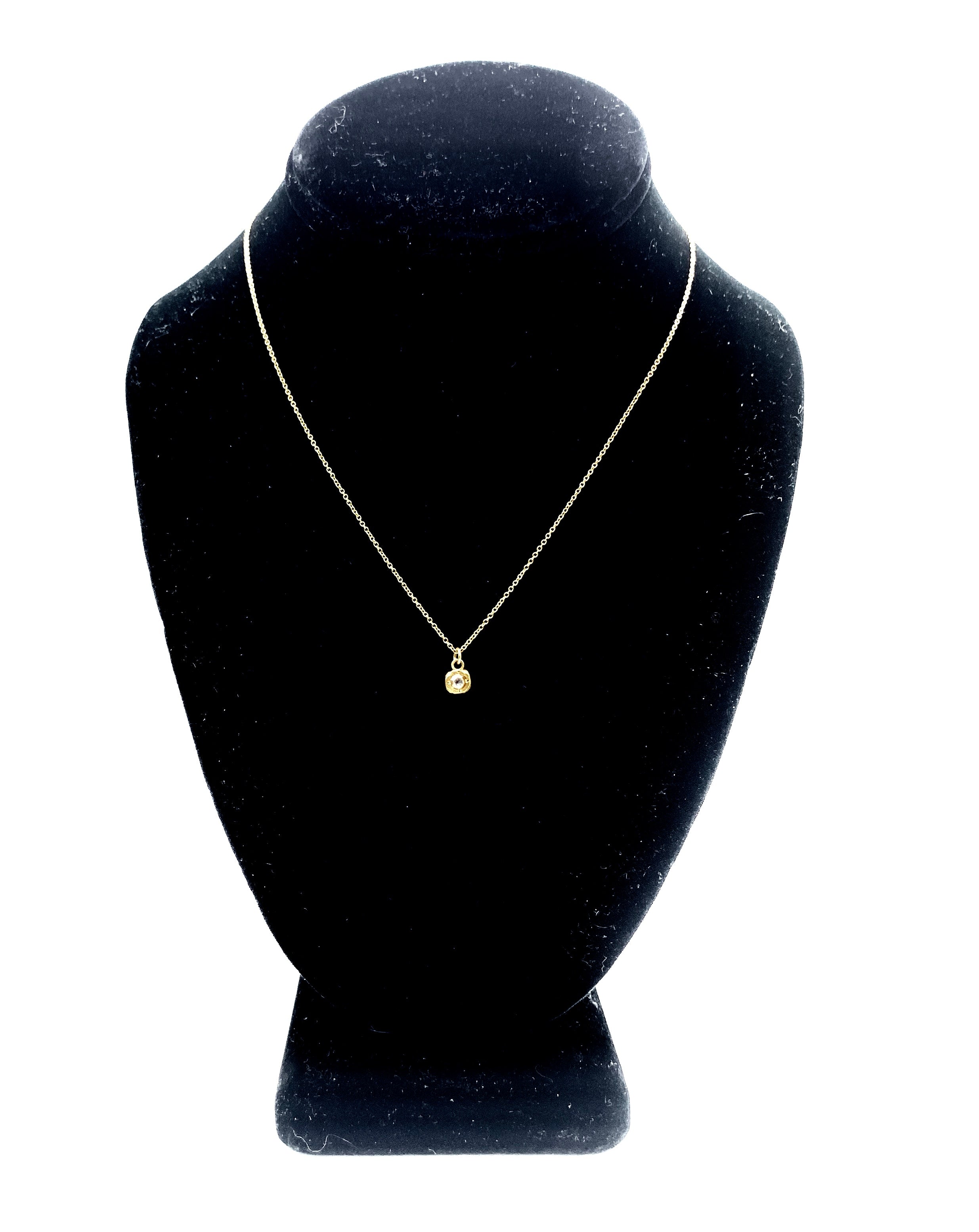 18K Yellow Gold & 0.10ct Diamond Pendant Necklace