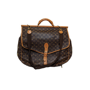 Louis Vuitton Christopher MM Backpack, Men's Fashion, Bags, Backpacks on  Carousell