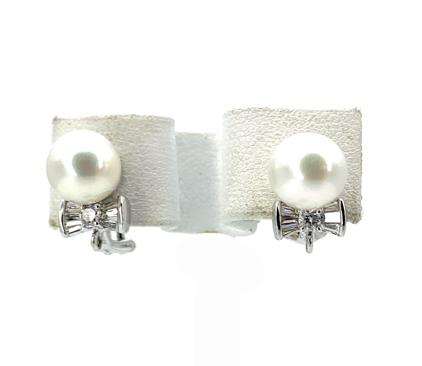 18K White Gold Cultured Pearl & 0.42ctw Diamond Earrings