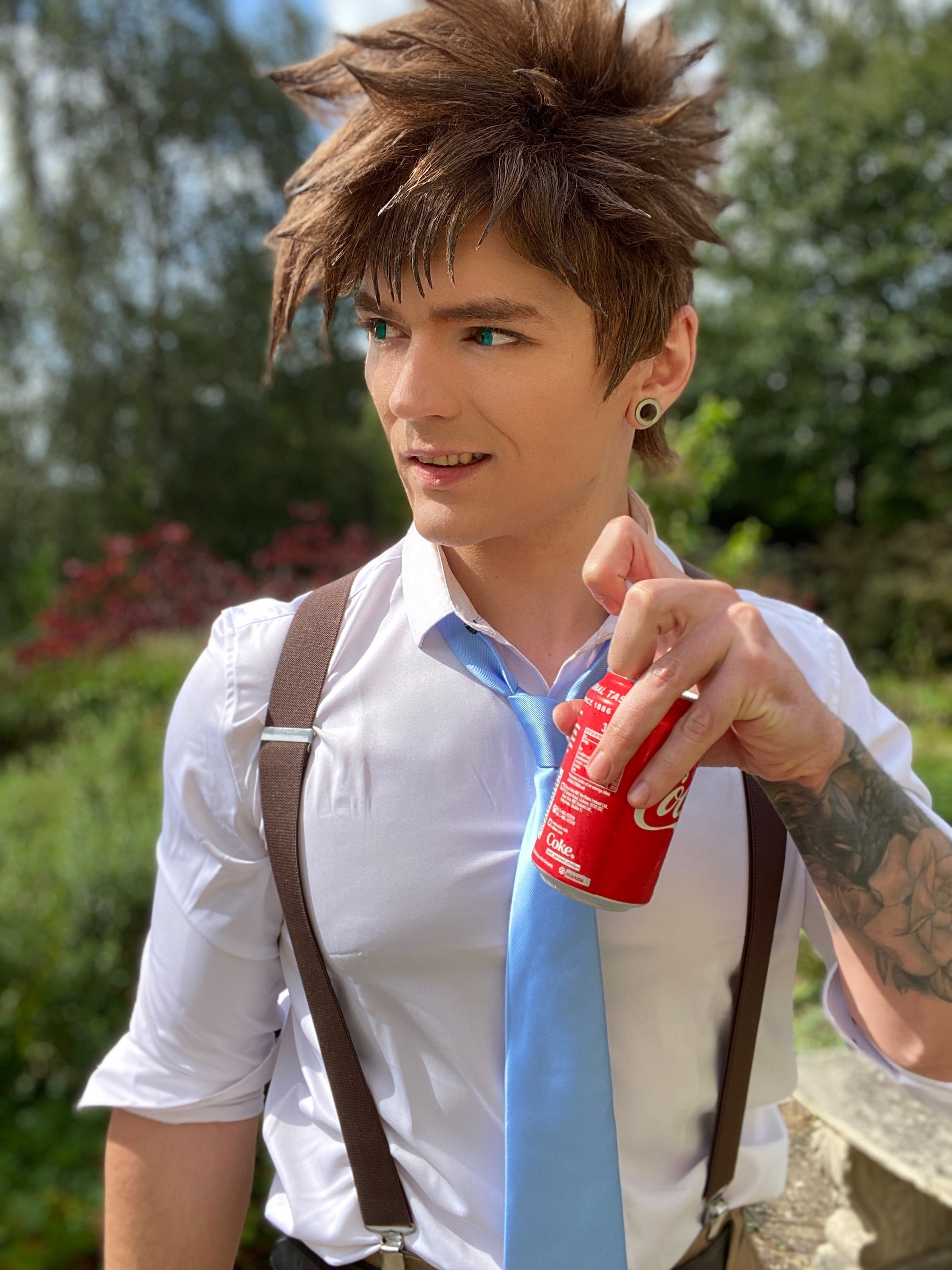 Joseph Joestar Cosplay Drinking Cola