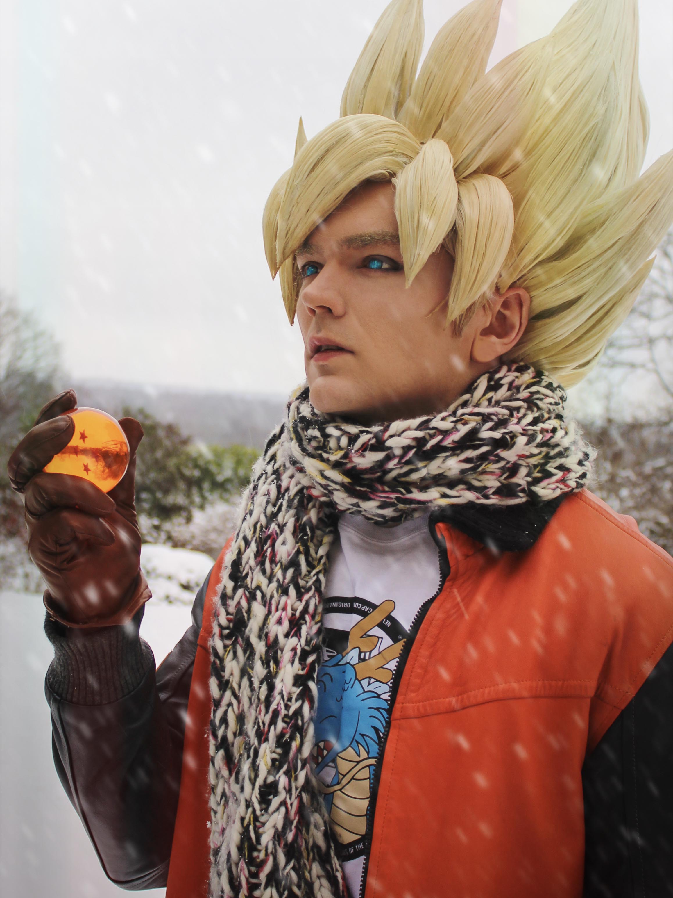 Super Saiyan Goku cosplay from dragonball z in the 59 cell games jacket