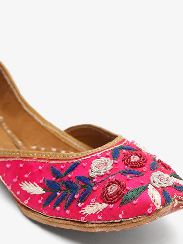 Handcrafted Pink Punjabi Jutti with Embellishments - Khinkhwab