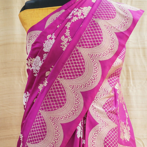 Persian Rose  Katan Silk Handwoven Kadhwa Scalloped Border Saree - Khinkhwab