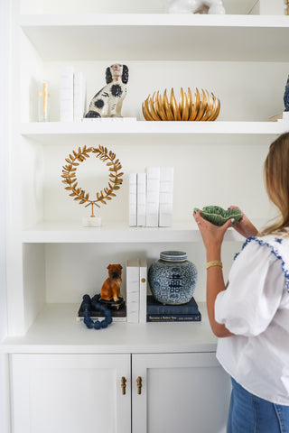 Shelf Styling Tips for replacing seasonal décor after Christmas holidays