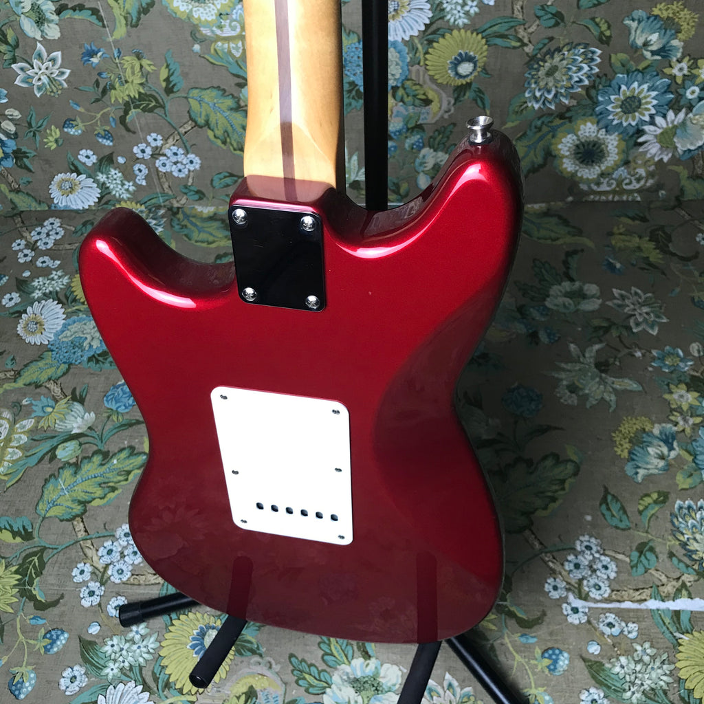 Fender Cyclone MIM 2001 Candy Apple Red – Eastside Music Supply