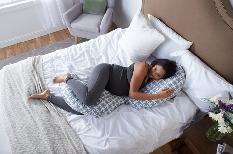 Essential pregnancy must-haves 2020: Pregnancy pillow
