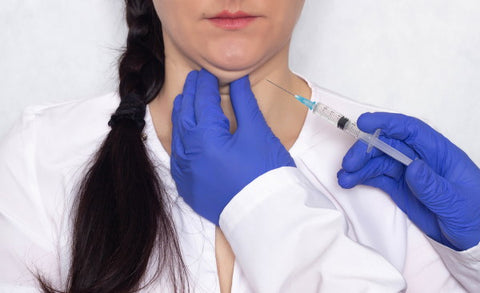 demonstration of lipolytic neck injection