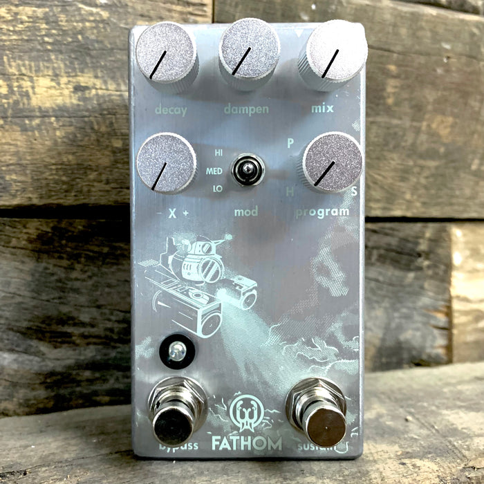 walrus audio fathom