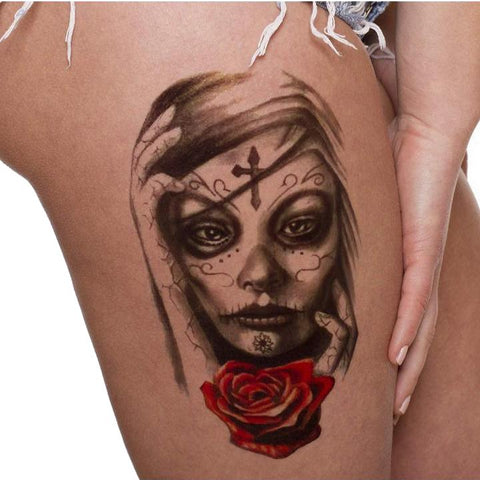 tatouage temporaire tête de mort