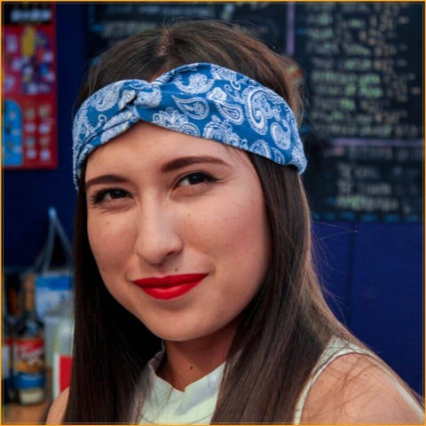 girl-in-bandana