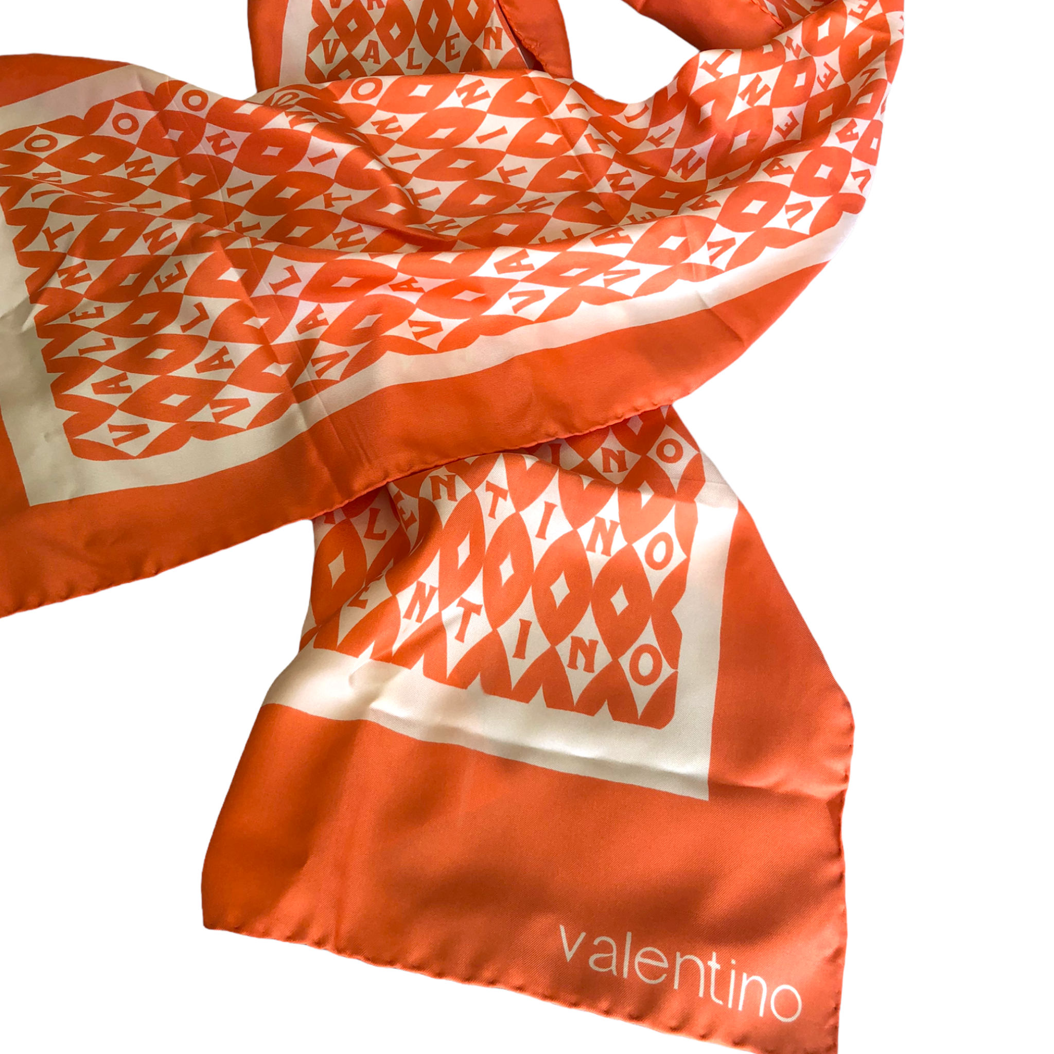 商品が購入可能です VALENTINO Printed silk scarf www.copycorp.com.ve