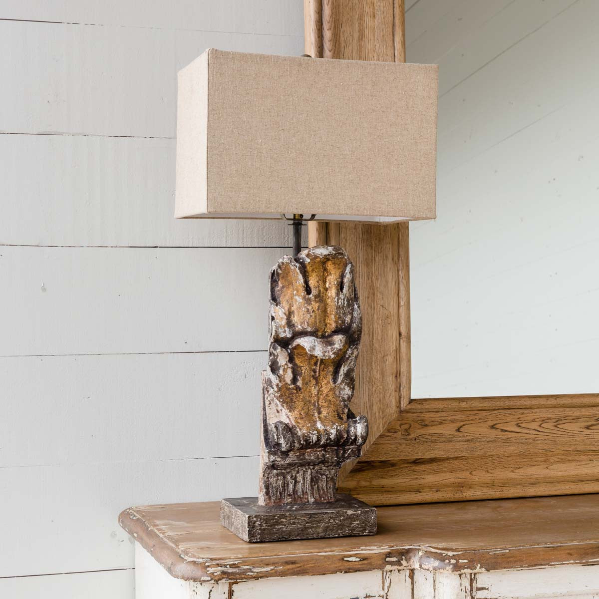 relic table lamp