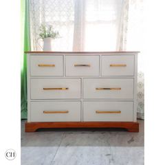 CustHum Wisteria - farmhouse-style chic chest of drawers in white and wood finish
