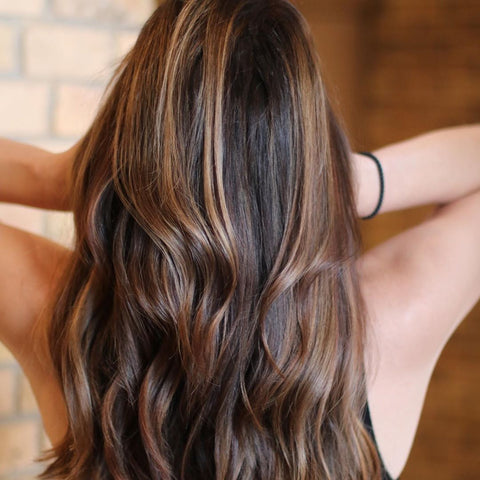 Balayage vs. Highlights: Which is Right For You?