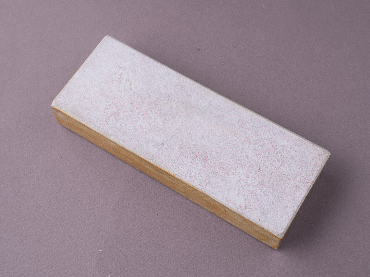 Morihei - Natural Stone - Premium Pick - Uchigumori Jito - No. 2