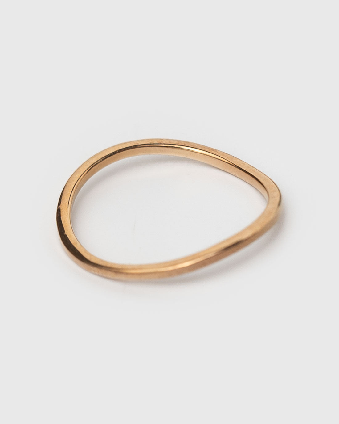 By Boe Ring Wave Shaped – vergoldet