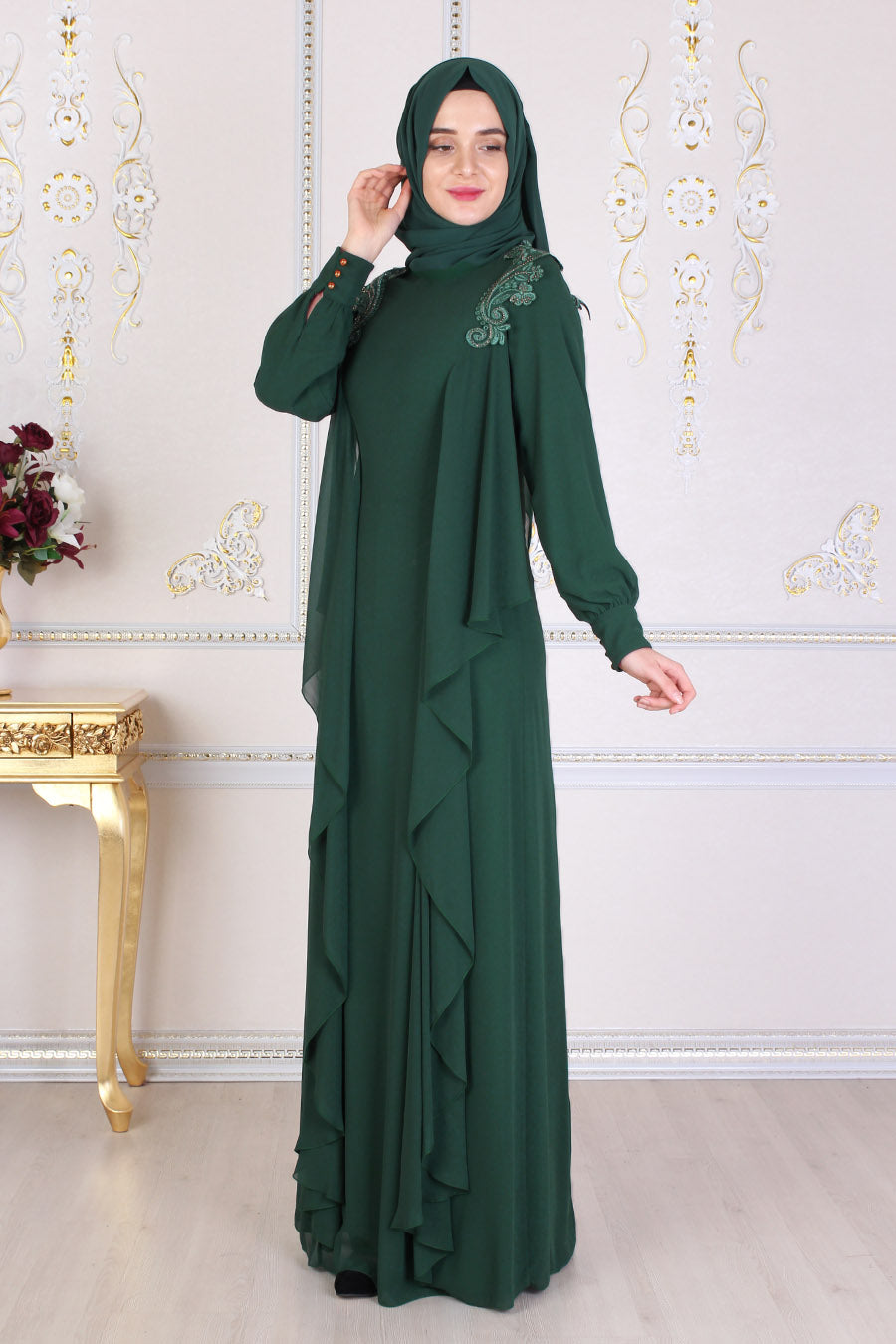 emerald green abaya