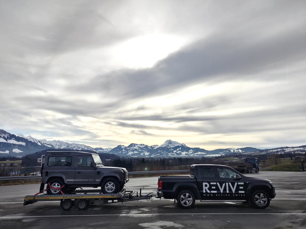 Land Rover Defender Delivery