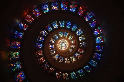 Glas in lood spiraal in kerk