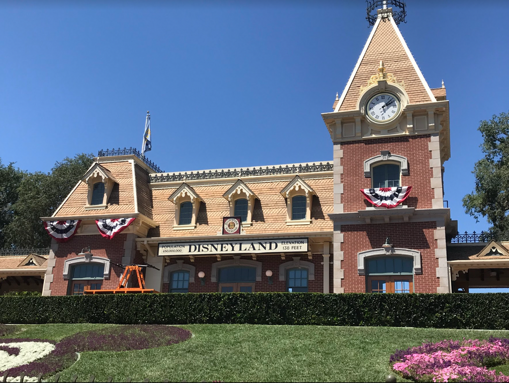 Disneyland Entrance