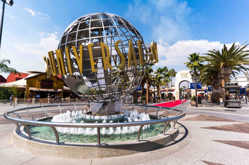 universal studios hollywood globe
