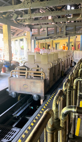 expedition everest train