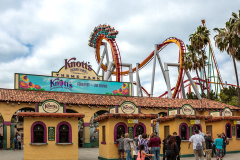 knotts berry farm entrance ticket booth