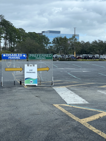 preferred parking sign seaworld orlando