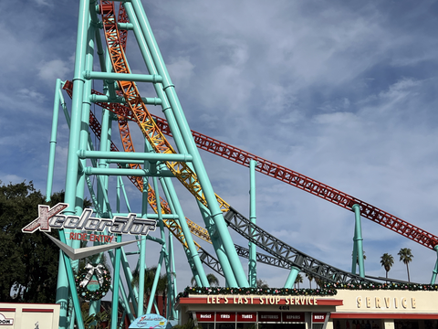 xcelerator entrance at knotts berry farm