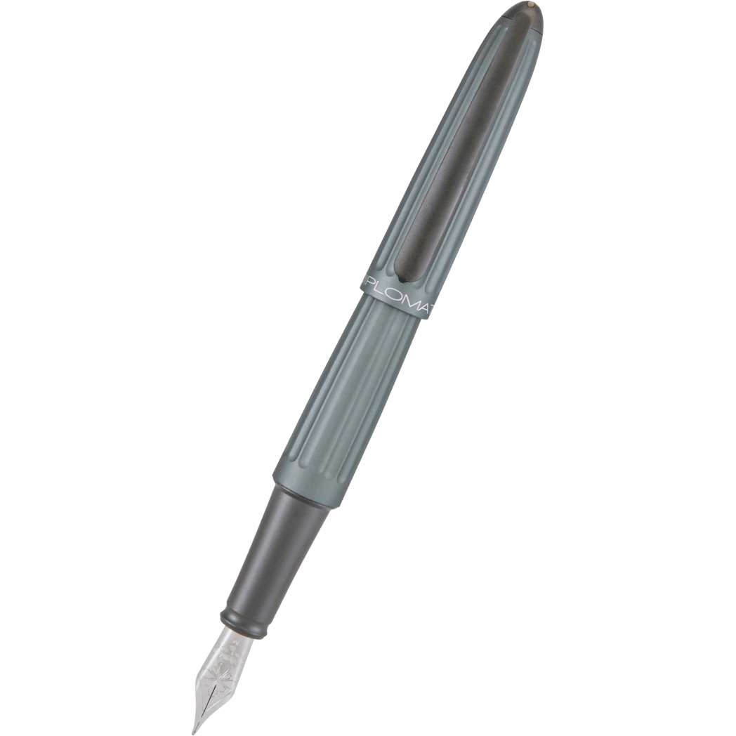 Diplomat Aero 14K Fountain Pen - Flame - Pen Boutique Ltd