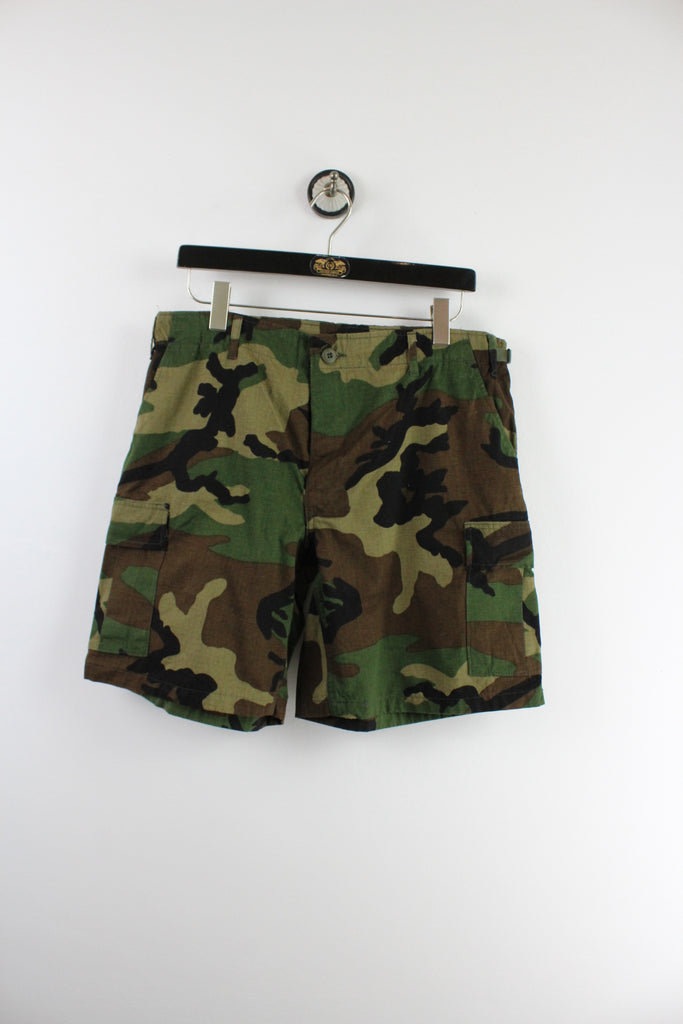 Vintage Camouflage Shorts (L) - ramanujanitsez