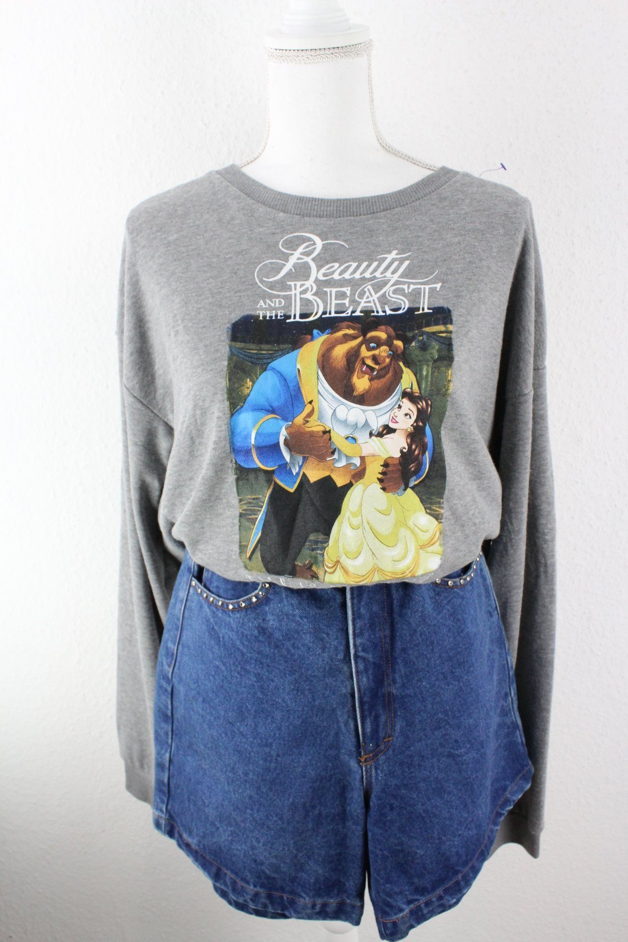 Vintage Beauty And The Beast Sweatshirt (L) | Vintage & Rags