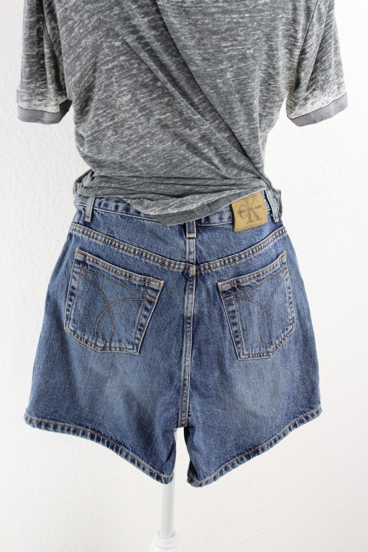 Vintage Calvin Klein Denim Shorts (4) | Vintage & Rags